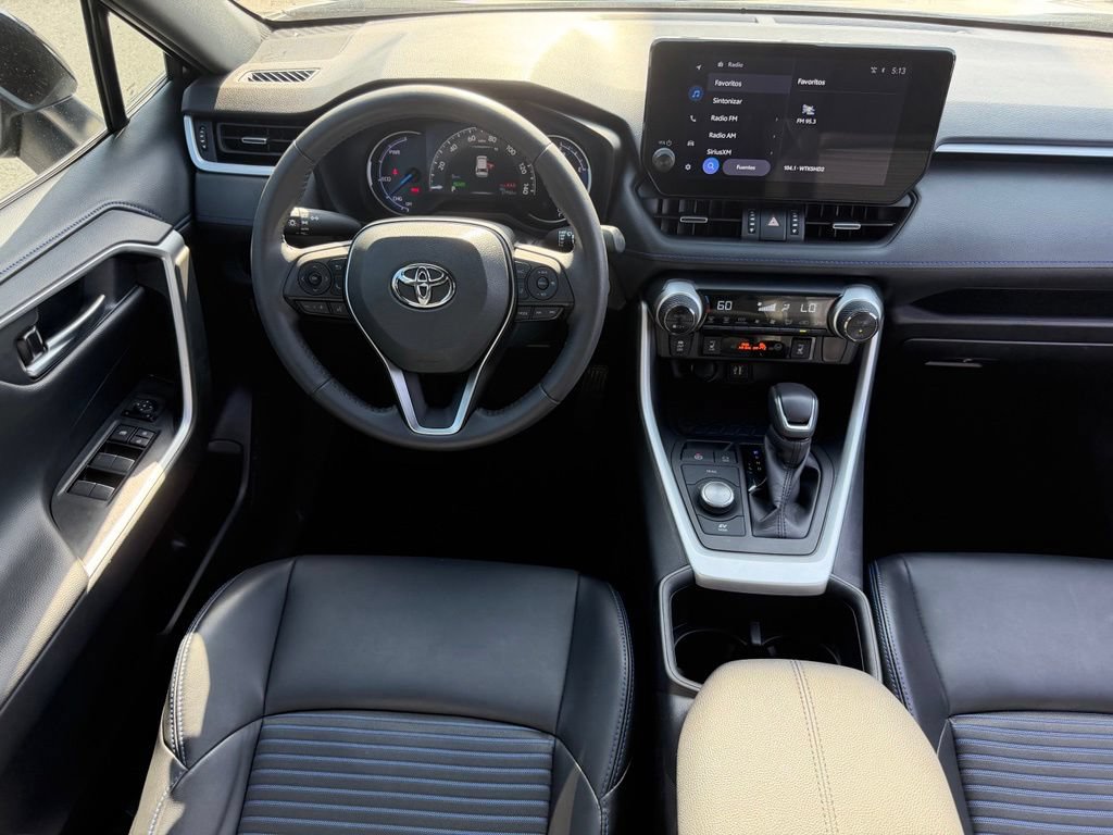 Used 2023 Toyota RAV4 XSE AWD/4WD image 22