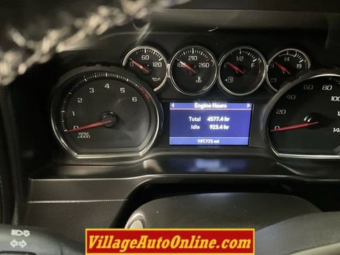 Used 2020 Chevrolet Silverado 2500 LT w/ Fleet Comfort Package image 13