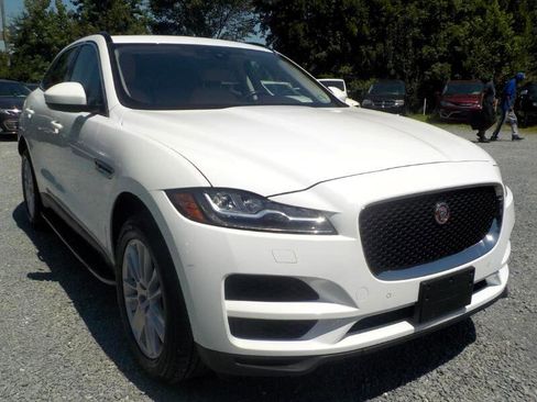 Used 2018 Jaguar F-PACE Prestige image 7