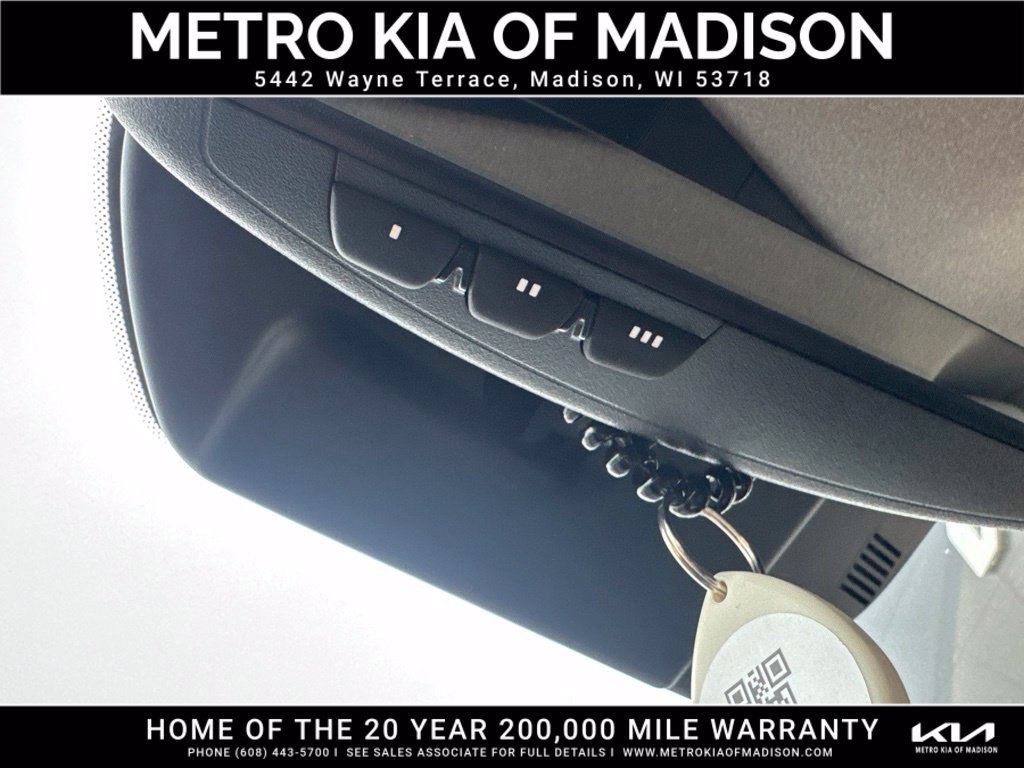 Used 2023 Kia Niro Wave w/ Wave Preserve Package FWD image 30