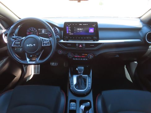 Used 2023 Kia Forte GT image 2