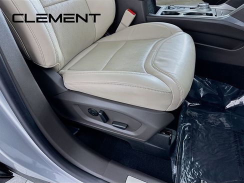 Certified 2021 Ford Explorer Platinum w/ Equipment Group 601A image 35