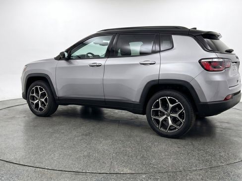 Used 2025 Jeep Compass Limited AWD/4WD image 6