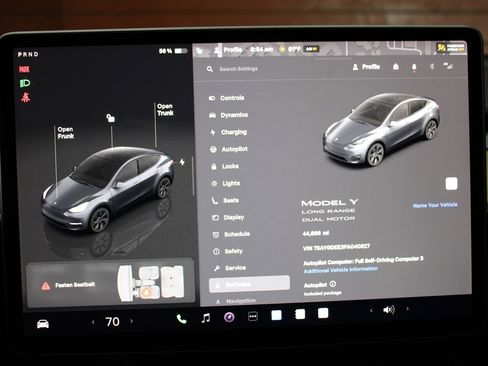 Used 2023 Tesla Model Y Long Range image 19