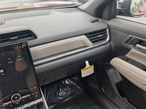 New 2026 GMC Terrain Elevation w/ Elevation Premium Package image 17