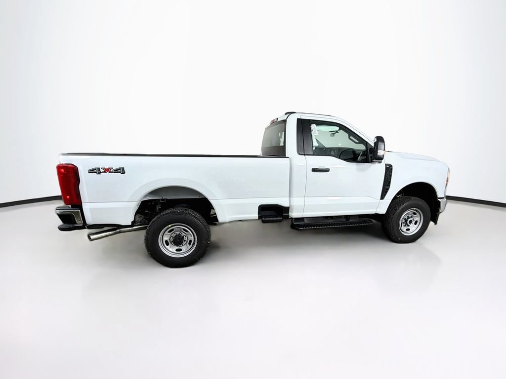 New 2027 Ford F350 XL w/ XL Driver Assist Package AWD/4WD image 4