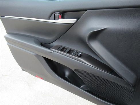 Used 2024 Toyota Camry LE image 25