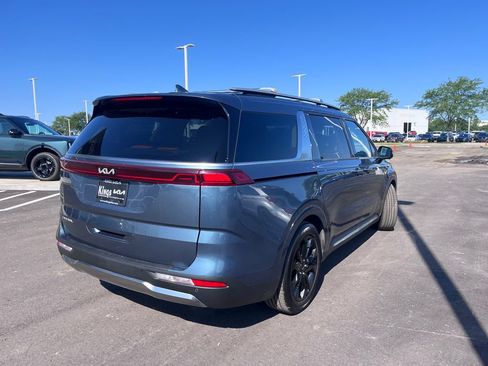 Certified 2024 Kia Carnival SX Prestige FWD image 5