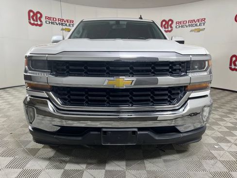 Used 2017 Chevrolet Silverado 1500 LT w/ Texas Edition RWD image 2