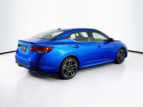 Used 2025 Nissan Sentra SR image 9