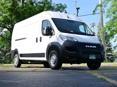 New 2026 RAM ProMaster 3500 w/ Cold Weather Group FWD image 24