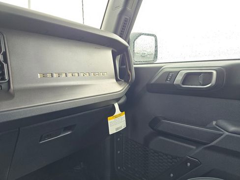 New 2026 Ford Bronco Badlands image 26