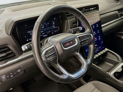 Used 2025 GMC Terrain Elevation AWD/4WD image 18