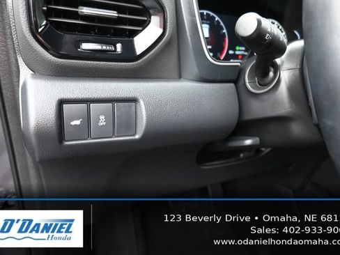Used 2024 Honda Pilot Touring image 27