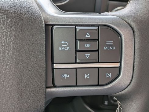 New 2026 Ford F250 Lariat w/ Black Appearance Package image 29