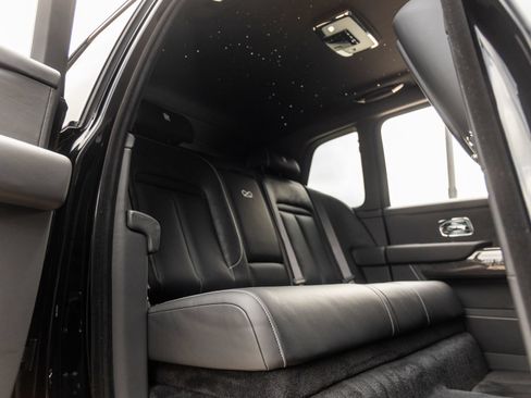 New 2027 Rolls-Royce Cullinan Black Badge AWD/4WD image 43