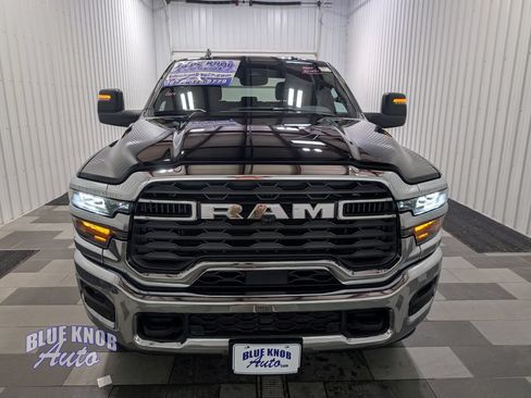 Used 2026 RAM 2500 Big Horn AWD/4WD image 7