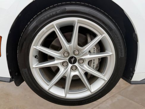 Used 2024 Ford Mustang GT Premium image 31