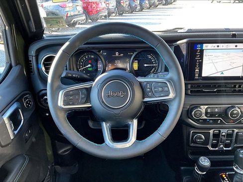 Used 2024 Jeep Wrangler High Altitude image 5