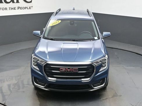 Used 2024 GMC Terrain SLE w/ Driver Convenience Package image 59