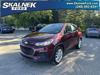 Used 2017 Chevrolet Trax LS image 1