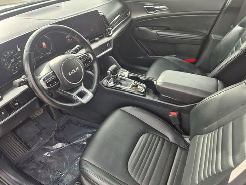 Used 2023 Kia Sportage SX image 12