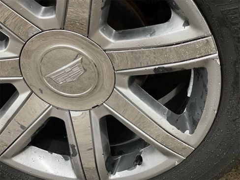 Used 2015 Cadillac Escalade Luxury image 30