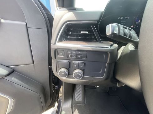 Certified 2025 Chevrolet Tahoe LT RWD image 17