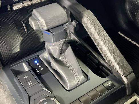 Used 2025 Toyota Tacoma SR5 image 25