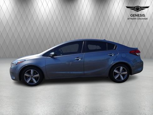 Used 2018 Kia Forte S w/ S Technology Plus Package FWD image 2