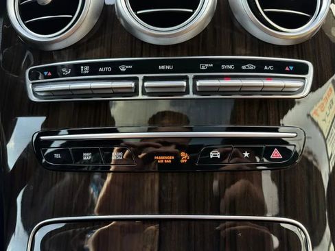 Used 2020 Mercedes-Benz GLC 300 image 37