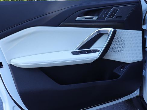 Used 2026 BMW X1 xDrive28i w/ Technology Package image 10