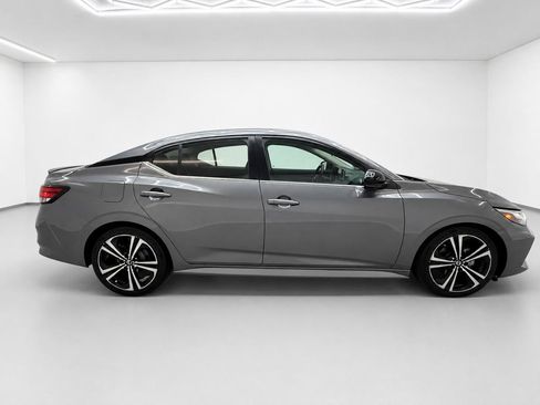 Used 2020 Nissan Sentra SR w/ Trunk Package FWD image 39