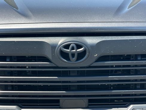 Used 2025 Toyota Tundra SR5 w/ SR5 Convenience Package AWD/4WD image 44