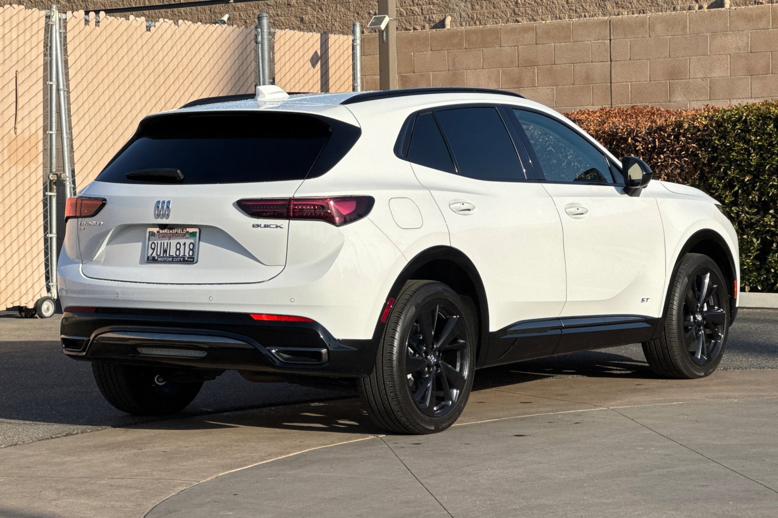 Certified 2025 Buick Envision Sport Touring AWD/4WD image 4