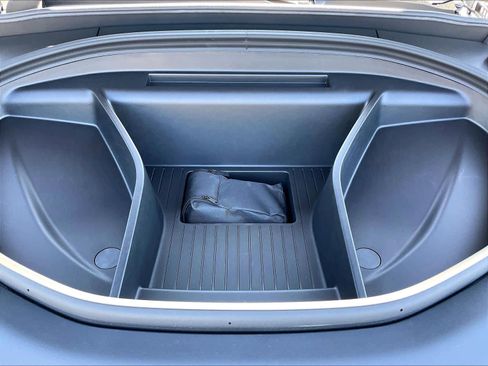 New 2026 Volvo EX90 Plus RWD image 13