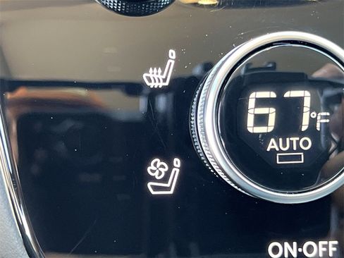 Used 2025 INFINITI QX60 Luxe w/ Cargo Package image 28