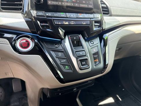 Used 2021 Honda Odyssey Touring image 30