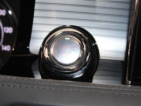 Used 2022 Lincoln Corsair FWD image 42