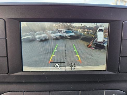 Used 2020 Ford Transit 250 Medium Roof RWD image 34