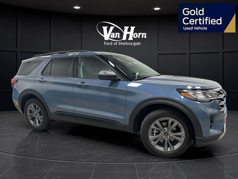 Certified 2026 Ford Explorer Active w/ Active Comfort Package AWD/4WD image 1