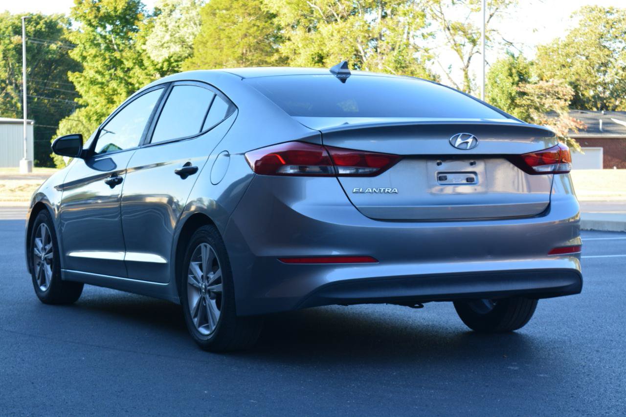 Used 2017 Hyundai Elantra SE w/ SE A/T Tech Package 03 FWD image 7