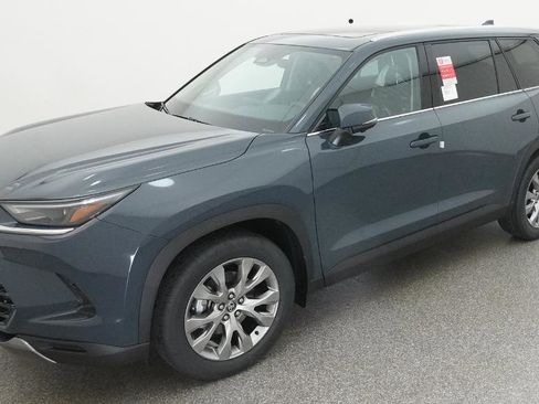 New 2026 Toyota Grand Highlander Limited image 1