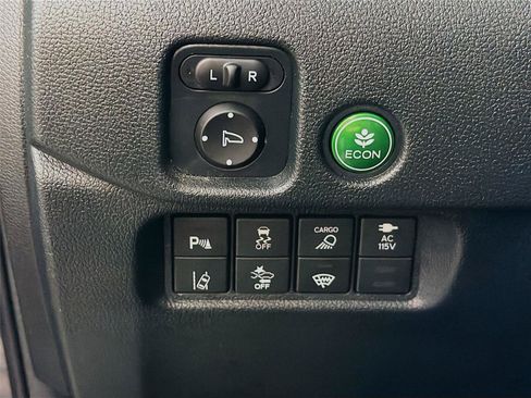 Used 2023 Honda Ridgeline RTL-E image 10