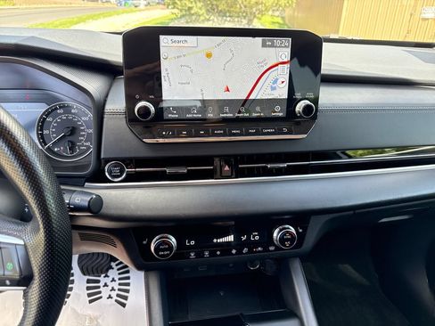 Used 2024 Mitsubishi Outlander SE AWD/4WD image 17