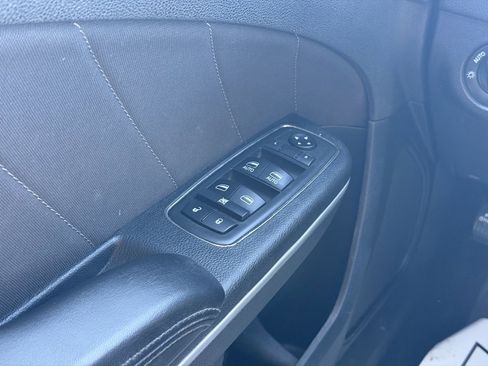 Used 2019 Dodge Charger R/T image 13