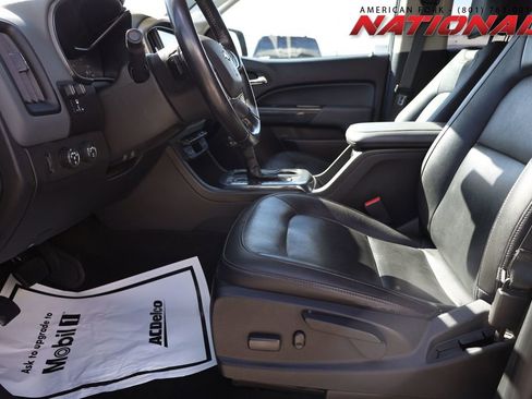 Used 2018 Chevrolet Colorado Z71 AWD/4WD image 11