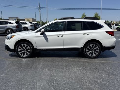 Used 2017 Subaru Outback 2.5i Limited AWD/4WD image 12