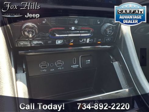 Used 2024 Jeep Grand Cherokee Limited 4xe AWD/4WD image 24