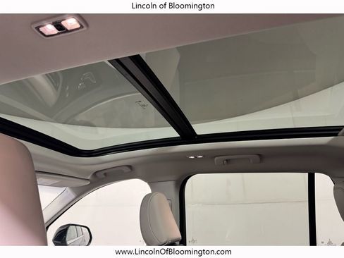 Used 2025 Lincoln Aviator AWD w/ Equipment Group 101A image 55